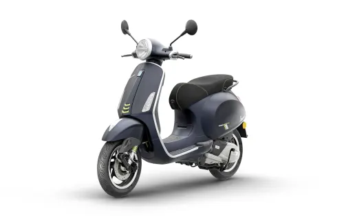 Vespa Primavera Tech anno 2026.