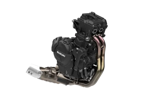 Suzukis neu entwickelter Reihen-Viertakt-Twin kommt auch in den Neoklassikern zum Einsatz, liefert dort 61 kW (85 PS) bei 8.500 U/min aus, das maximale Drehmoment liegt bei 78 Nm bei 6.800 U/min.