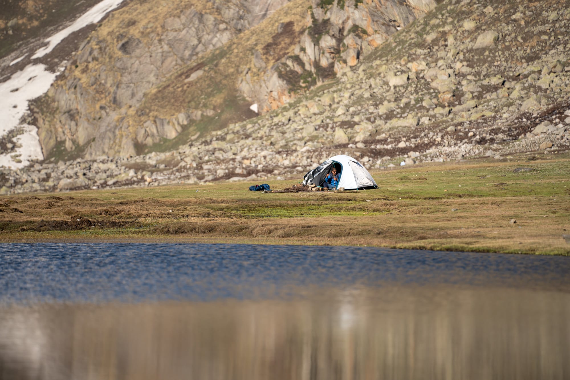 Camping at Kara lake