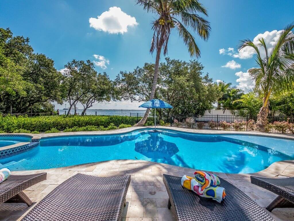 Island Escape – Brand New Home 2 Blocks From Beach