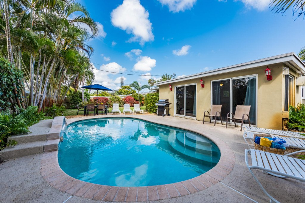 Fort Lauderdale 4/2 Vacation Rentals near to Beach and Amusement Parks