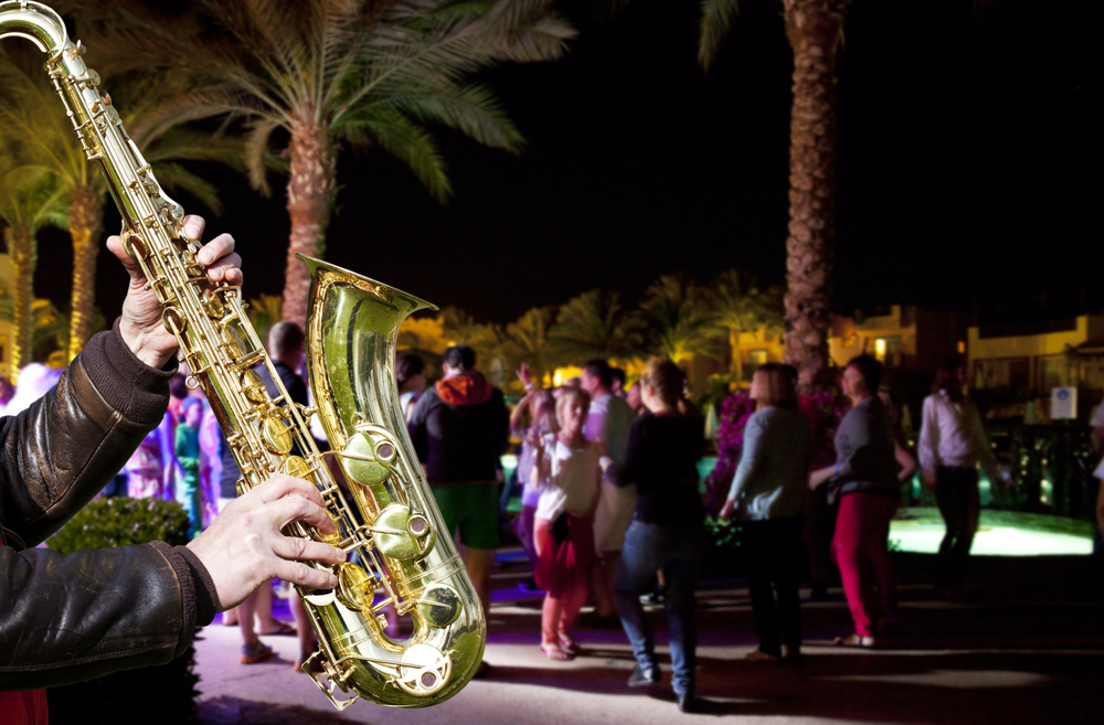 Best Nightlife Beaches in Florida for a Perfect Hangover Cure