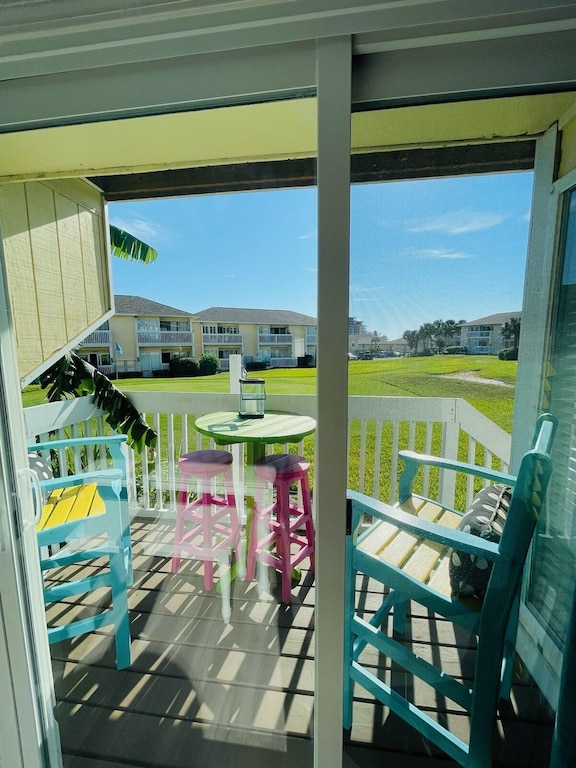 Condo #1004 One Bedroom overlooking the golf course/pool! Newly Renovated!