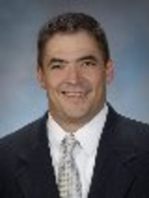 Headshot of Stephen Thielsen