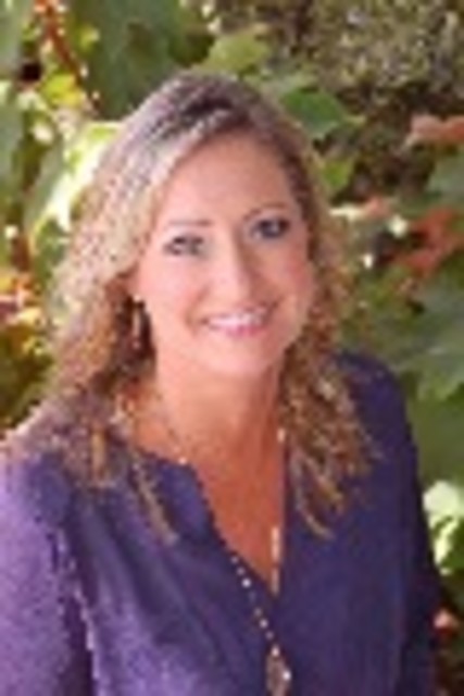 Headshot of Carol Drysdale