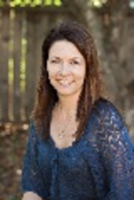 Headshot of Gina Martinelli