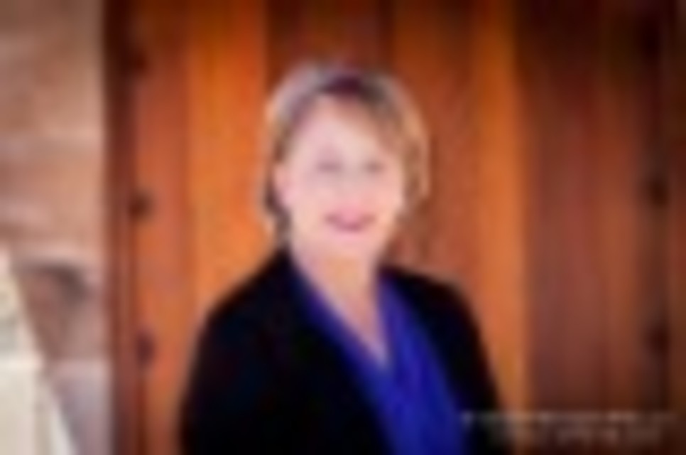 Headshot of Catherine Holmes