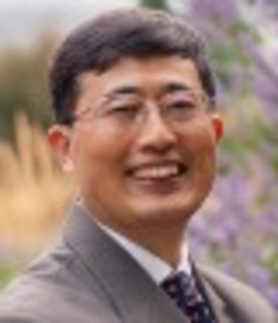 Headshot of David Chen