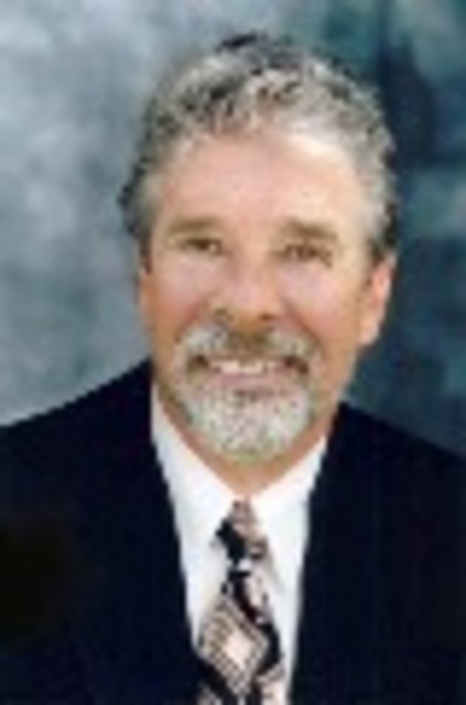 Headshot of Erick Rothfeld