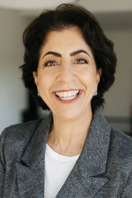 Headshot of Carla Griffin