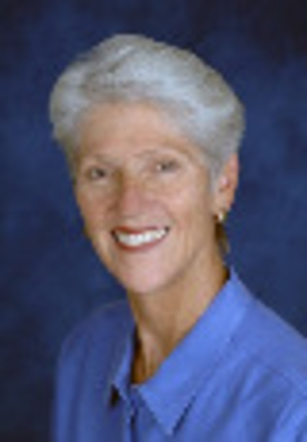 Headshot of Carolyn Metz