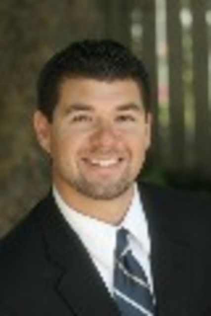 Headshot of Andrew Oandason