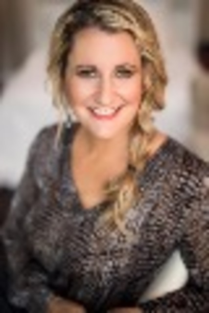 Headshot of Laura Meister
