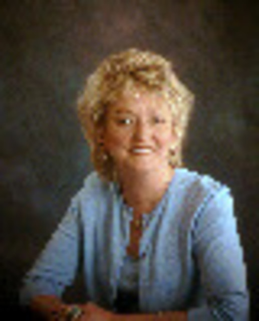 Headshot of Kimberlee Menary