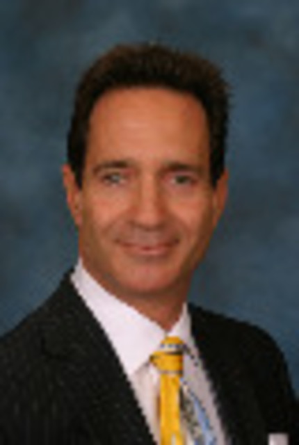 Headshot of Avi Strugo