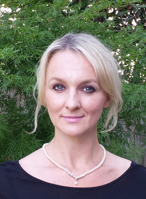 Headshot of Anna Leland