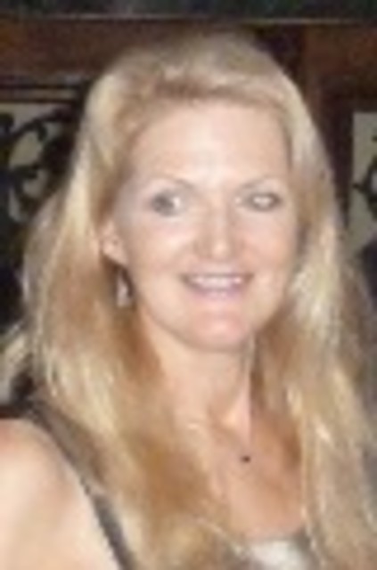 Headshot of Vivian Vosu