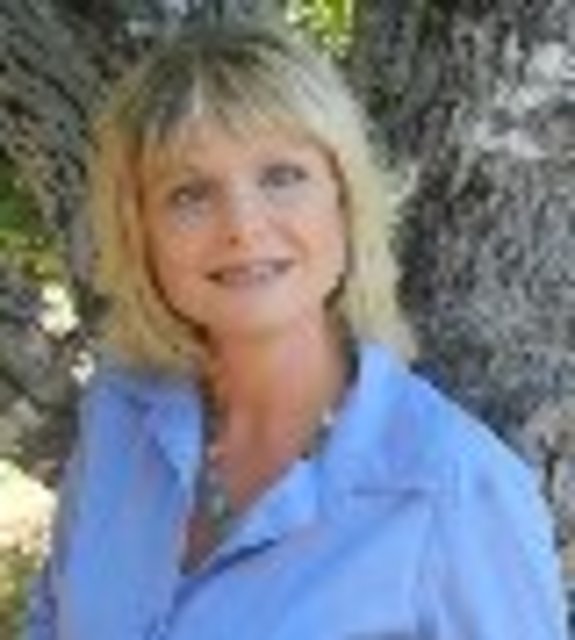 Headshot of Dena Clover-Vargas