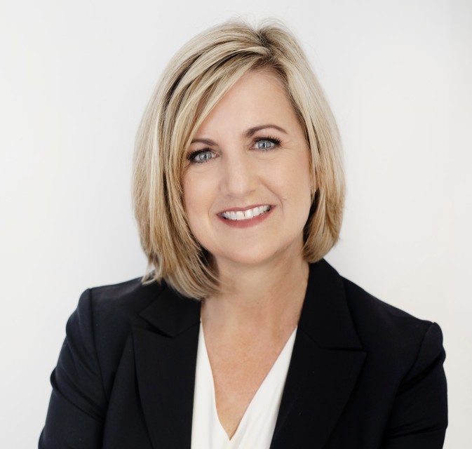 Headshot of Jennifer Powers