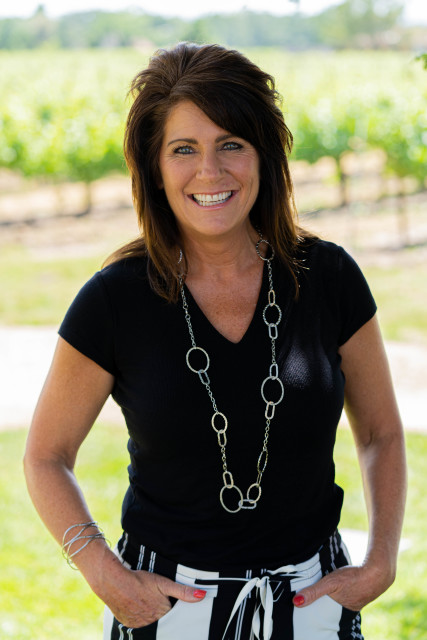 Headshot of Julia Sullivan