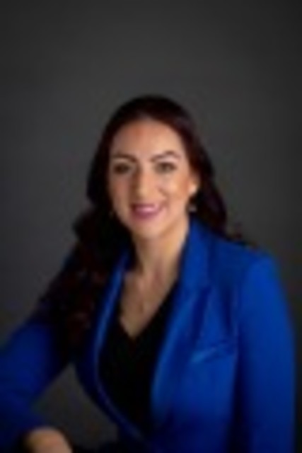 Headshot of Mayra Espinoza
