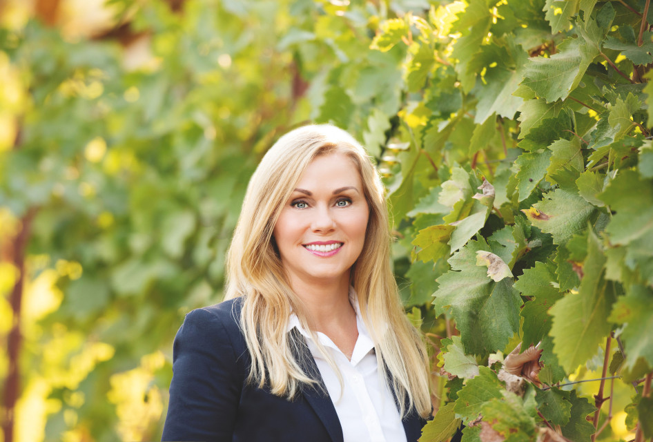Headshot of Teresa Manning