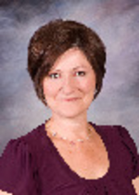 Headshot of Shelly Barrett