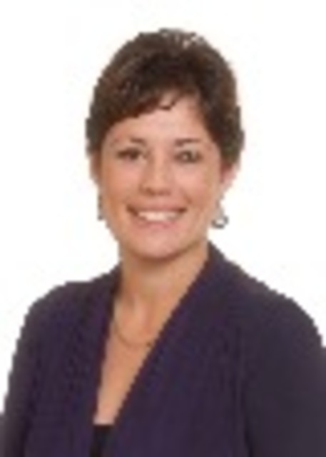 Headshot of Lauren Camarda