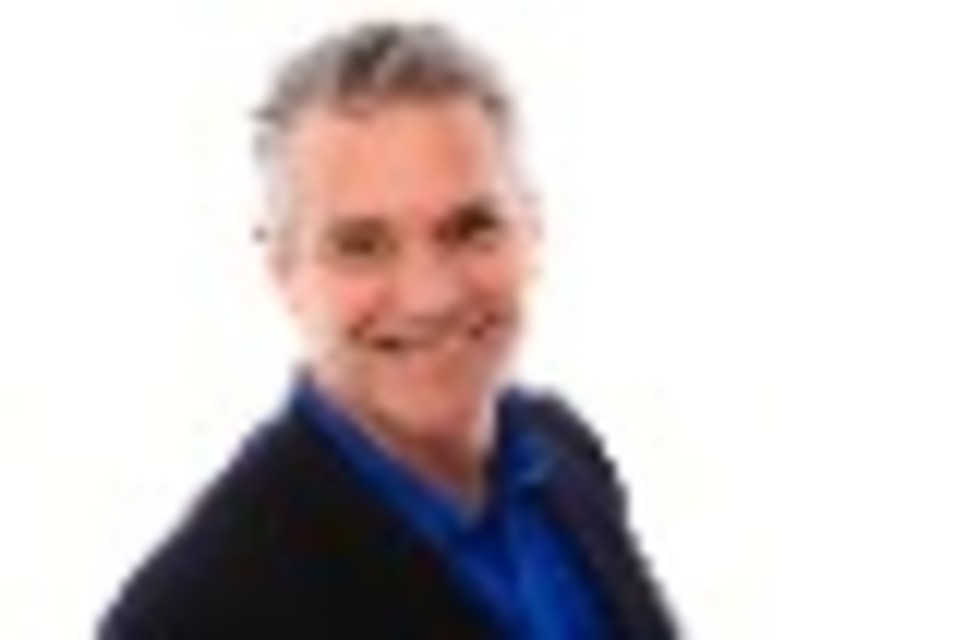 Headshot of Gary Lentz