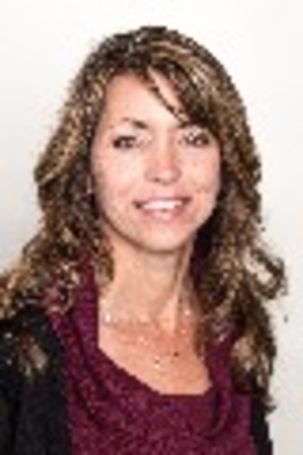Headshot of Saundra Sullivan