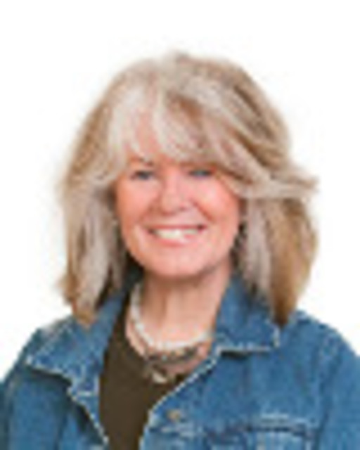 Headshot of Mary Maguire