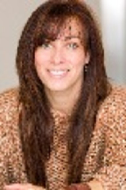 Headshot of Beth Reilly