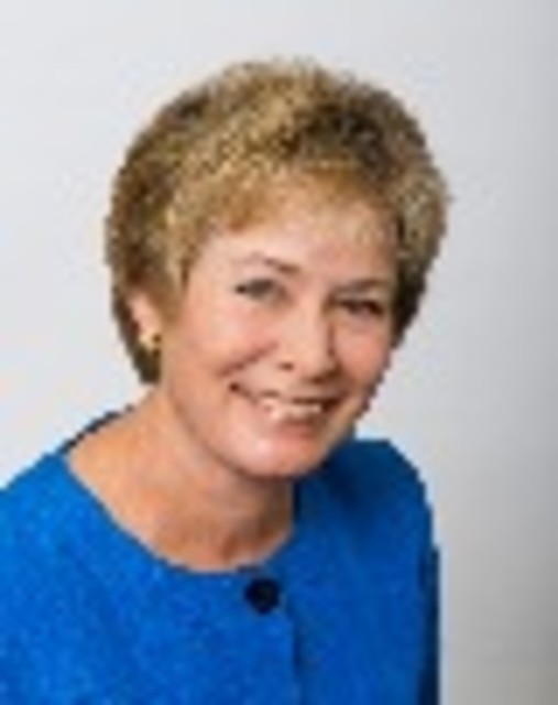 Headshot of Linda Carroll