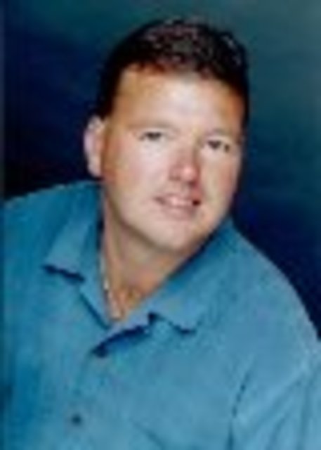 Headshot of Michael Muters