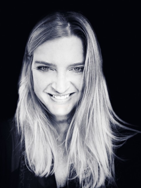 Headshot of Kristin Land