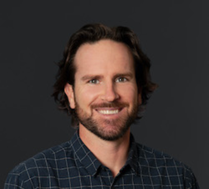 Headshot of Stephen Pearson