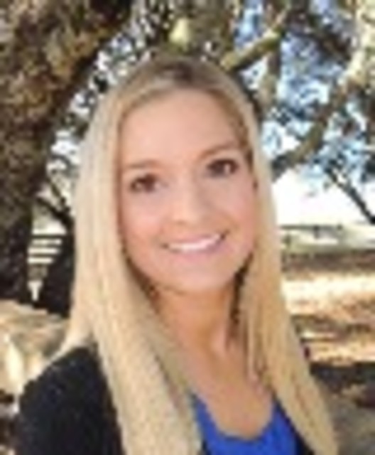 Headshot of Whitney Seckora