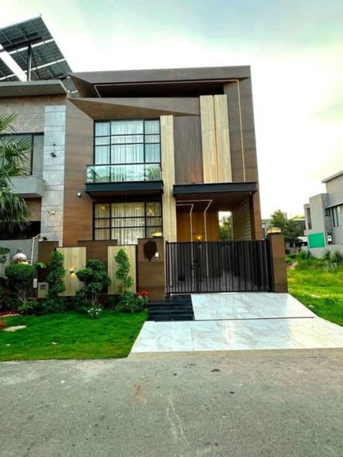  FOR RENT - BRAND NEW 5 MARLA HOUSE IN DHA 9 TOWN 