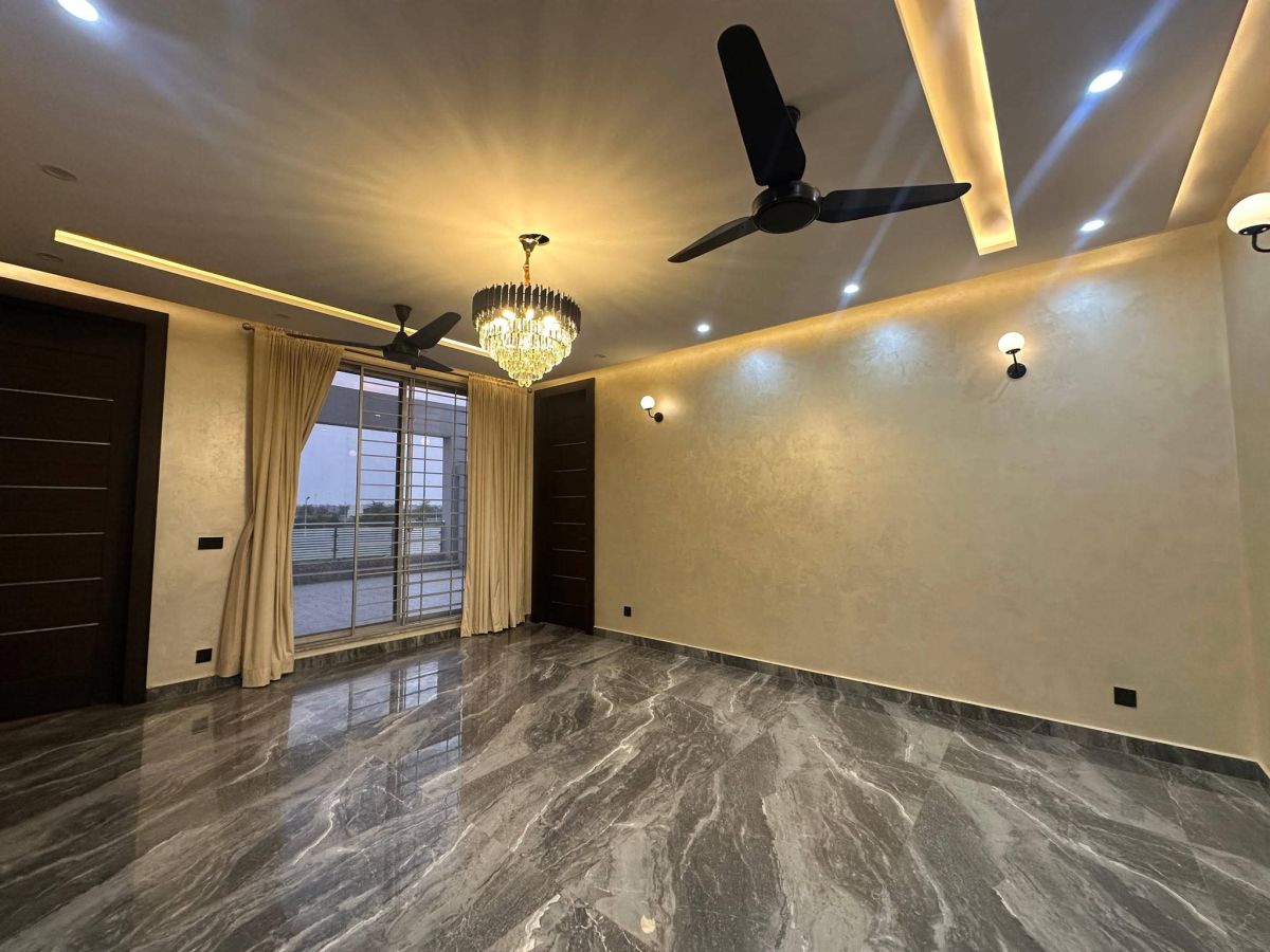 1 Kanal Upper Portion for Rent in DHA Phase 7 Lahore