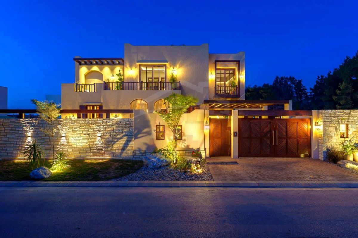 1000 Sq Yards Luxury House for Sale in DHA Phase 8 Karachi