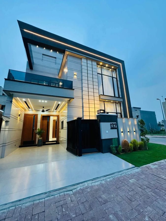 6 Marla Brand New House for Sale in Bahria Town Lahore