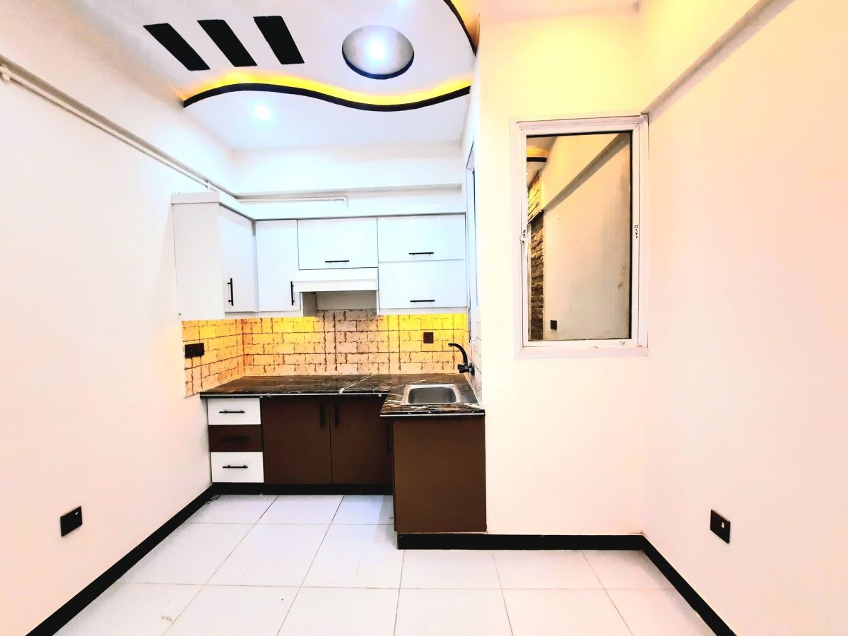 900 Sq Ft Flat for Sale in Scheme 33 Karachi