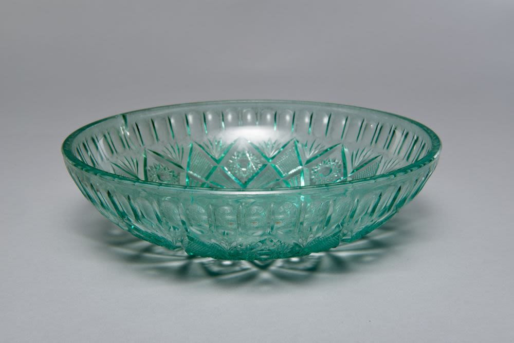 大型　水晶？置物 紅A牌「塑膠水晶」托盤(1960至1980年代) - 星光實業有限公司