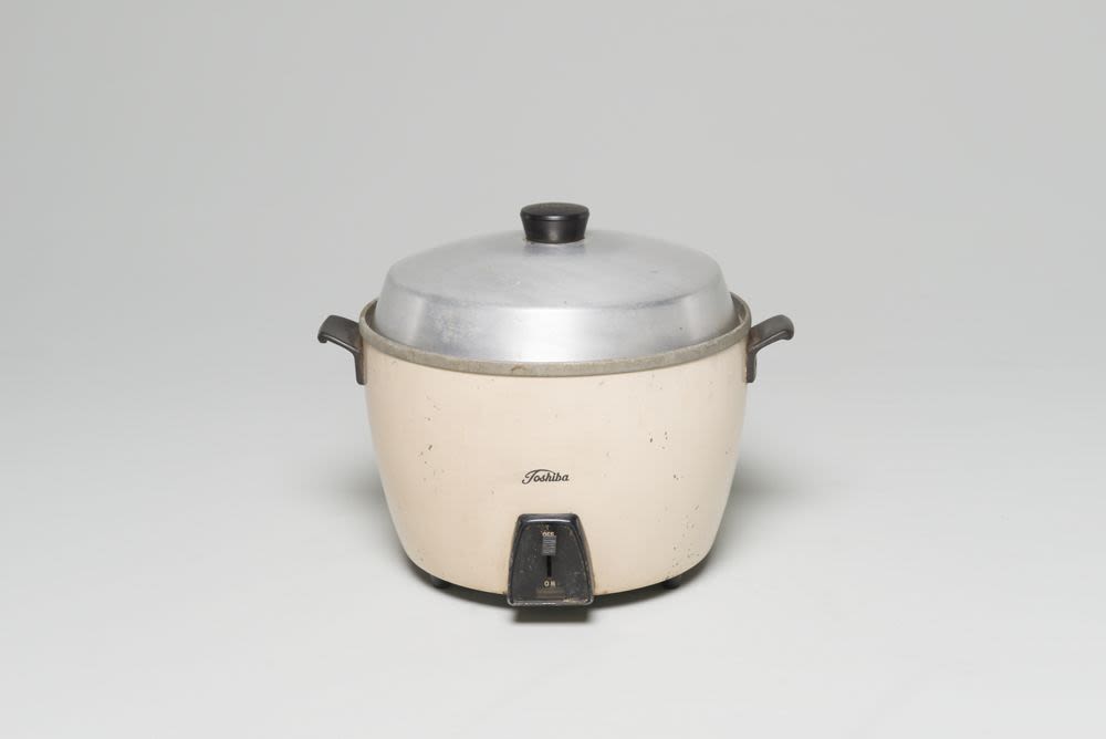 Toshiba Automatic Rice Cooker, model ER-5 (1955) - Iwata Yoshiharu, Toshiba  Corporation, Objects