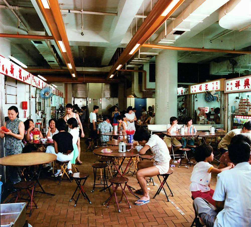 香港市政局香港仔街市大廈（約1979至1983年）熟食檔內部照片 ([約1983年]，[2000年代]數碼化) - 劉榮廣伍振民建築師有限公司 ...