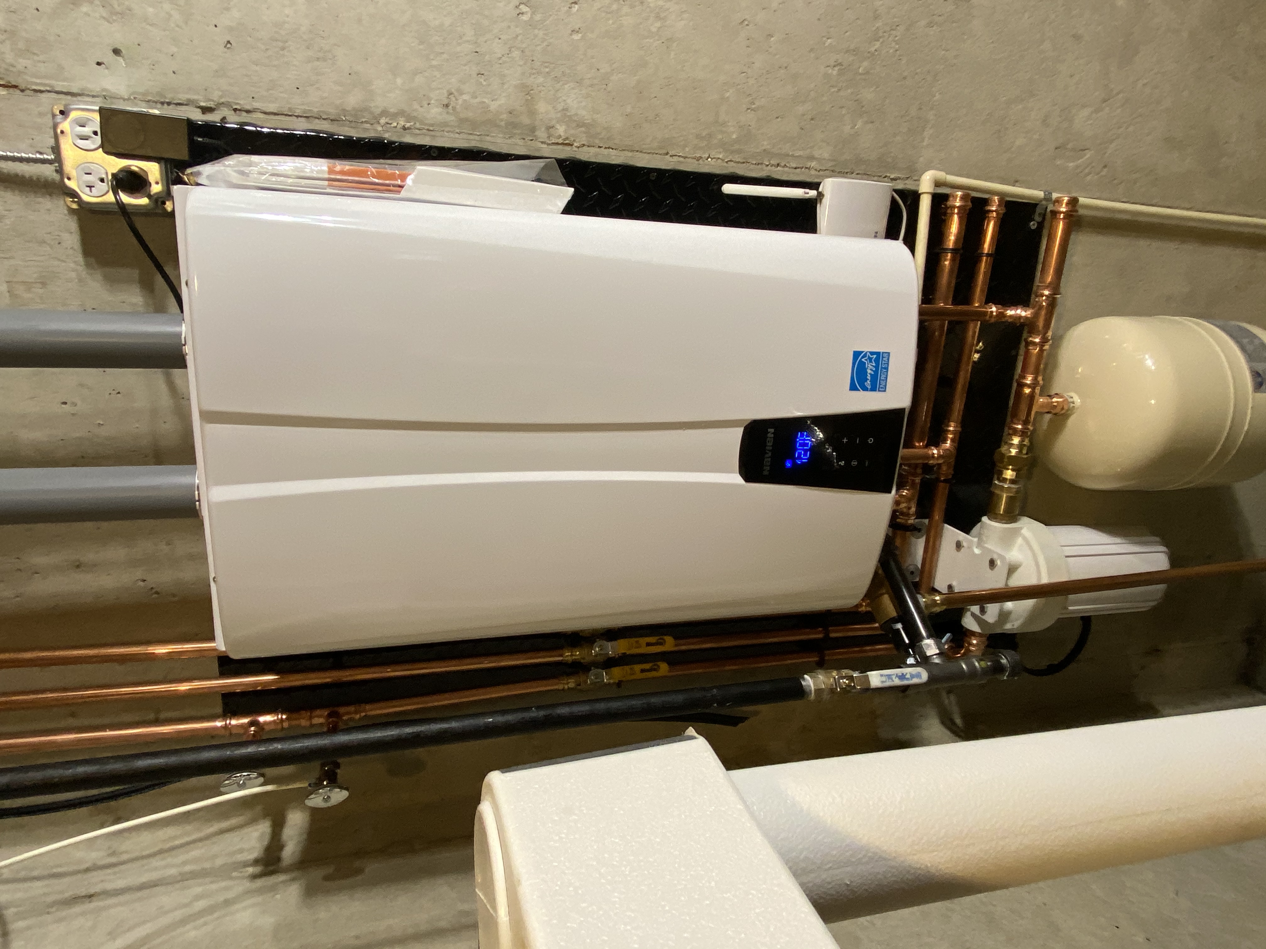 Gas Tankless Hot Water Heaters Oakland Township , Michigan