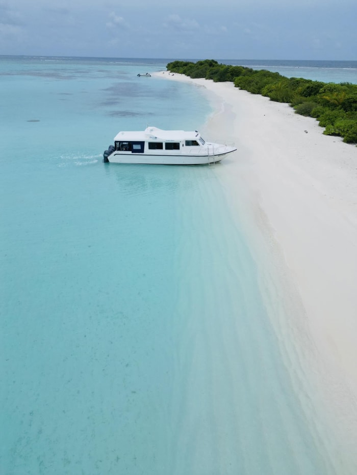 Ramzu Travels Thoddoo