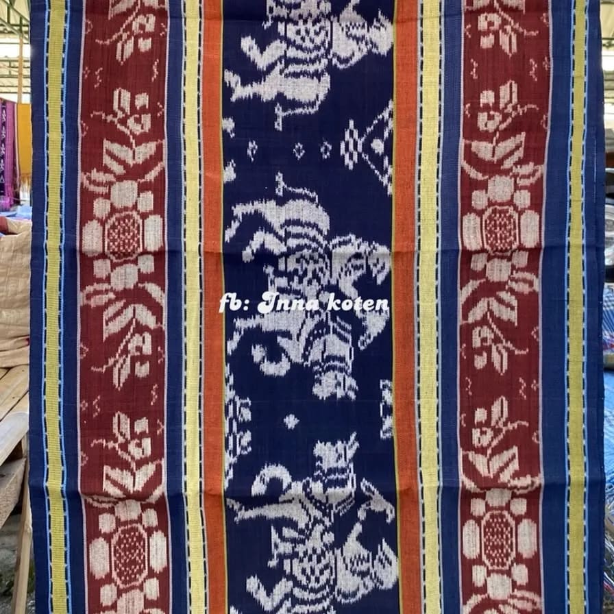 Sarung Tenun Alam Motif Burung Berkuda Oranye – SAIB023