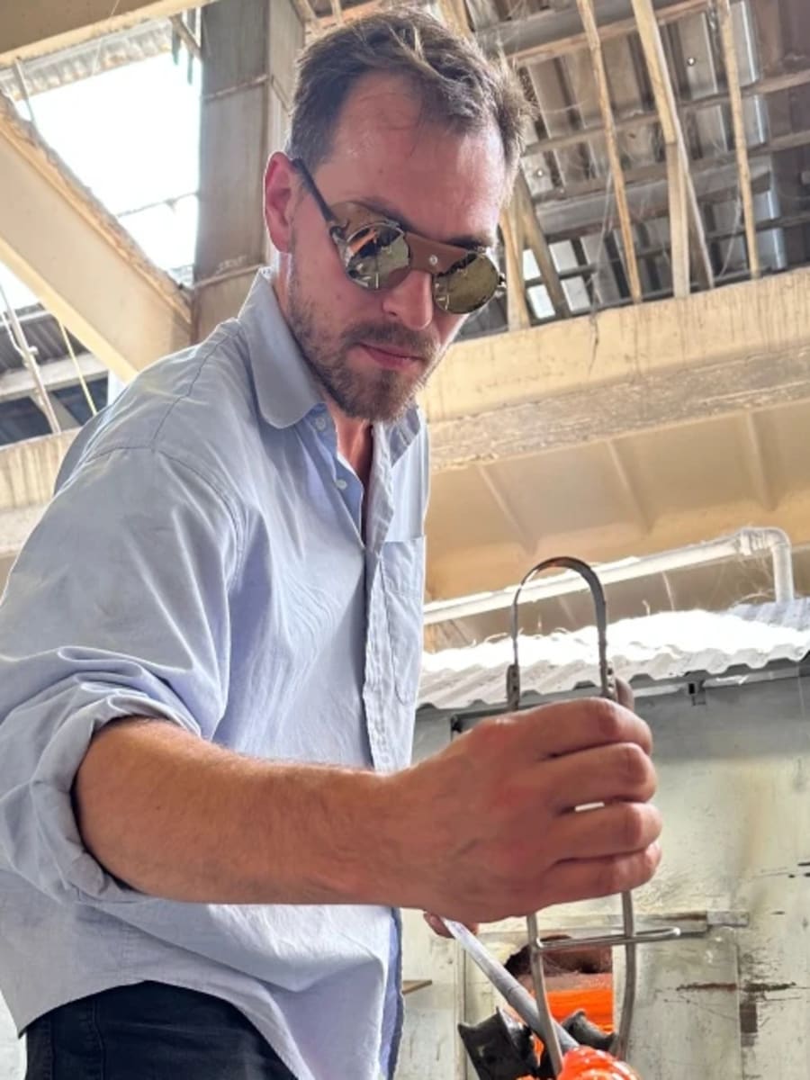 Maciej Rafalski — hutnik szkła, założyciel Glass Project