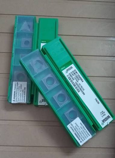 SCMT09T304/08 TURNING INSERT